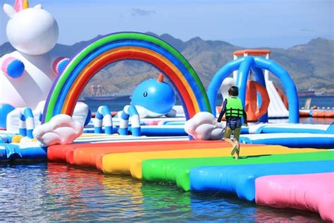 THE 10 CLOSEST Hotels to Inflatable Island .